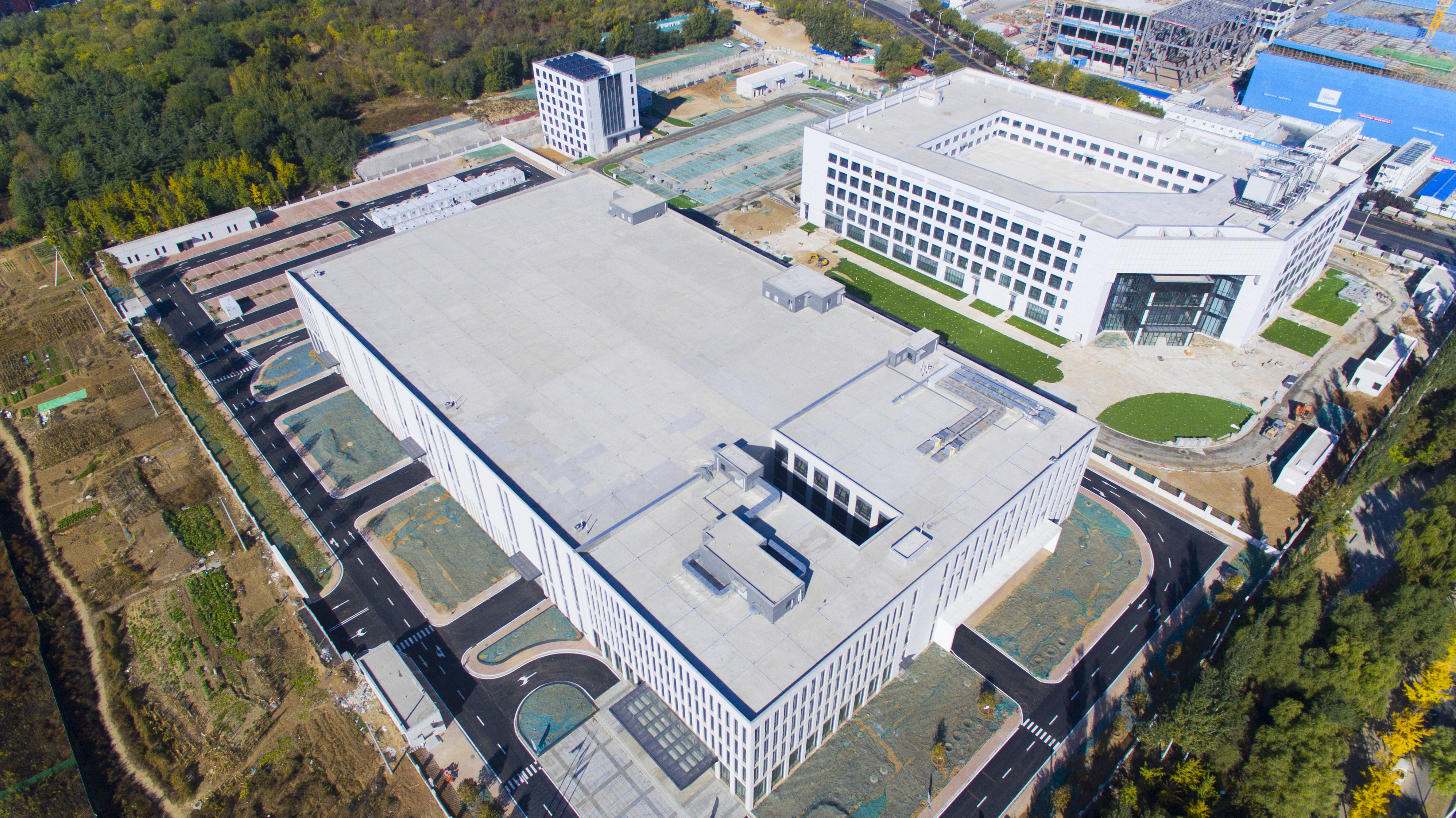 施工中